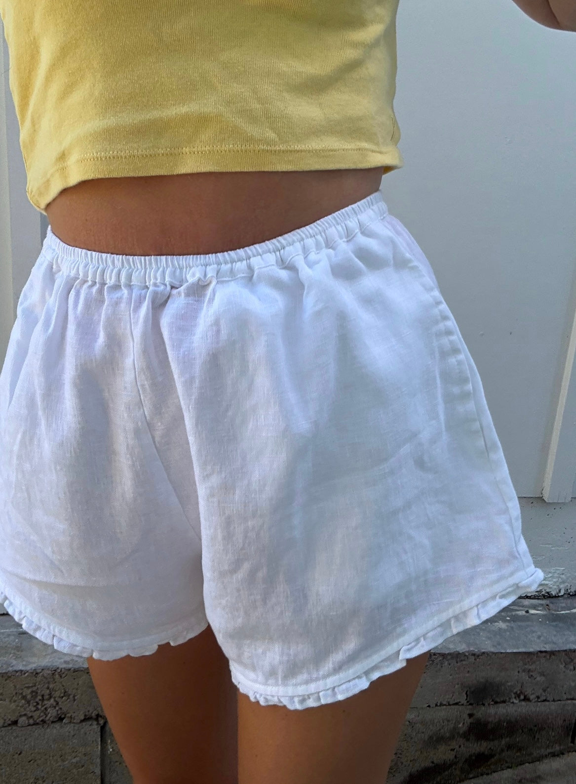 Washed linen frill shorts